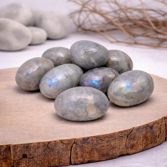 Pierre roulée de labradorite, 16g, entre 2 et 3 cm, qualité A, pierre de protection et d'intuition.