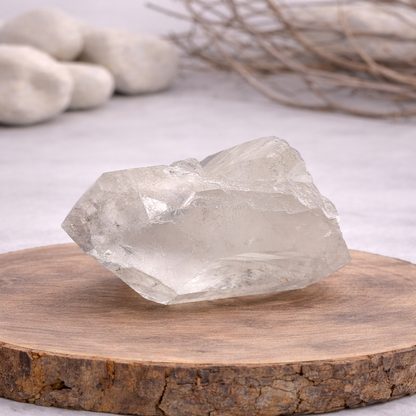 Druse de Cristal de roche 256g Référence : DRU06, qualité AA, pierre de clarté et d'amplification énergétique.