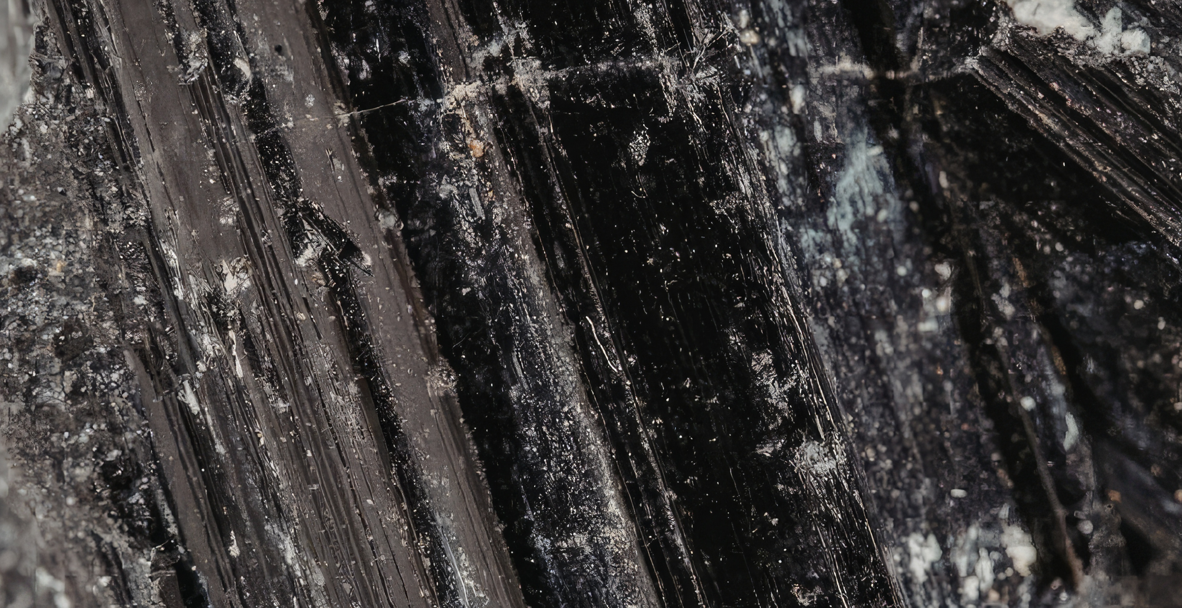 La tourmaline noire