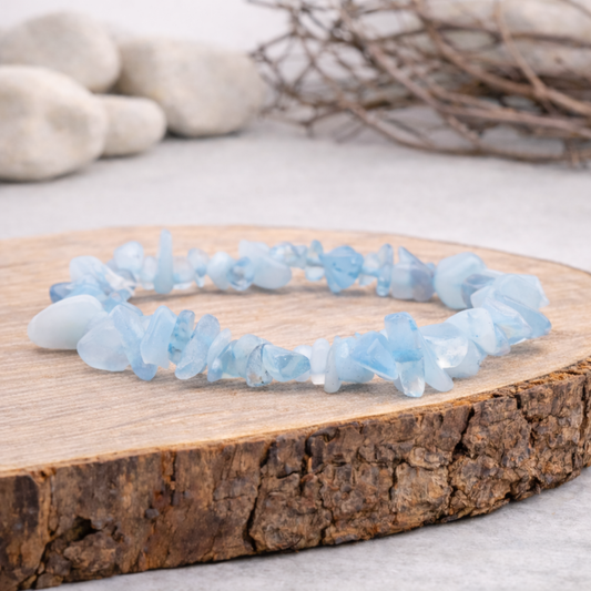 Bracelet baroque en Aigue marine, qualité AA, pierre de l'apaisement et de la communication.