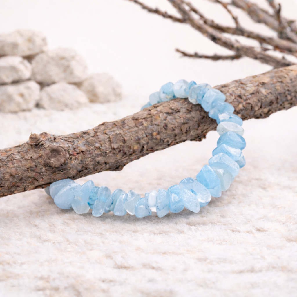 Bracelet baroque en Aigue marine, qualité AA, pierre de l'apaisement et de la communication.