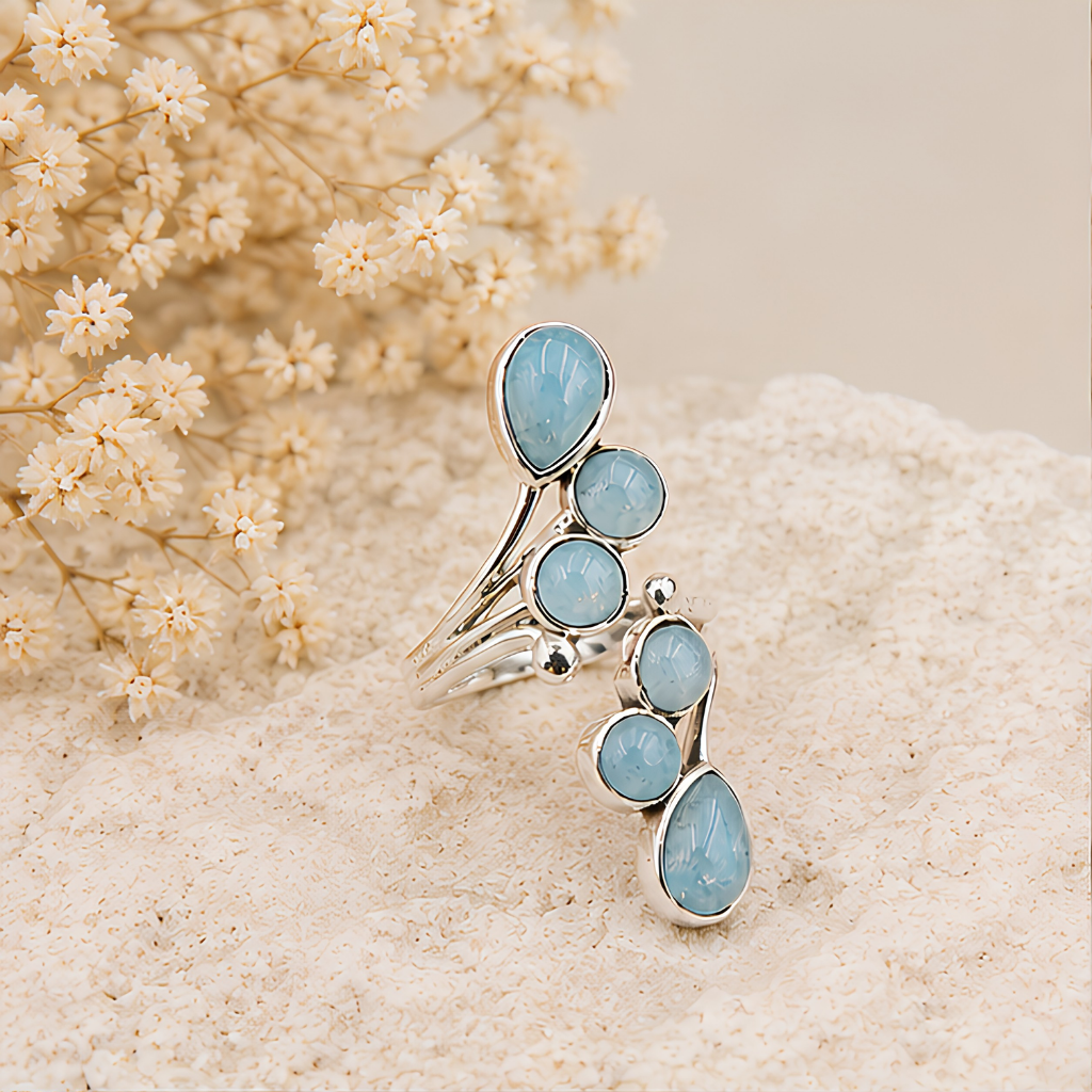 Bague pierre Aigue-marine naturelle sur monture en argent 925