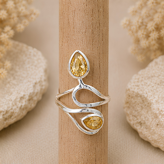 Bague réglable en argent 925 et Citrine facettée de Madagascar