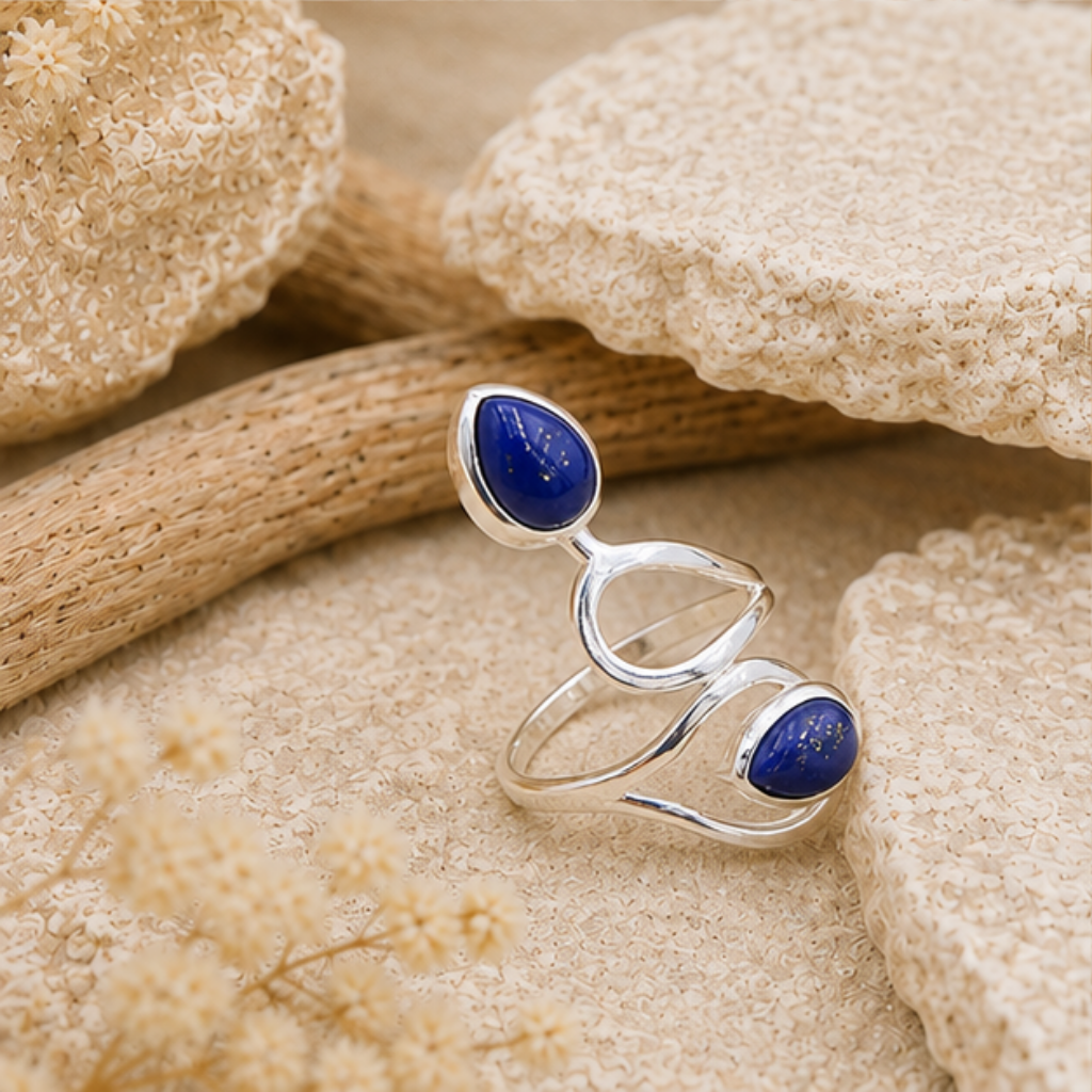Bague pierre Lapis-lazuli naturelle sur monture en argent 925