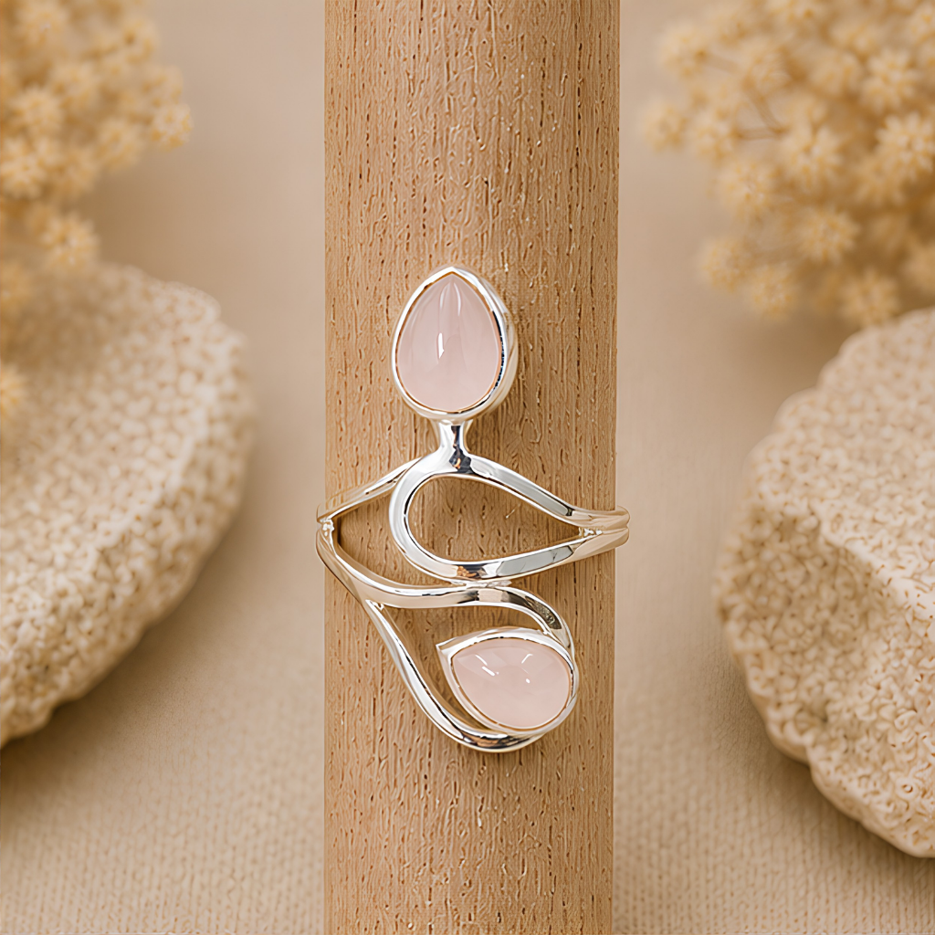 Bague réglable en argent 925 et Quartz rose naturel de Madagascar