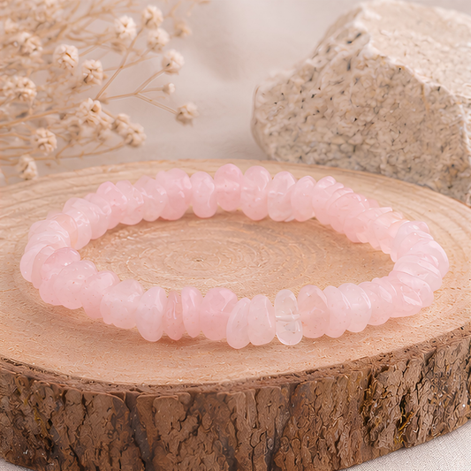 Bracelet baroque quartz rose, vue rapprochée