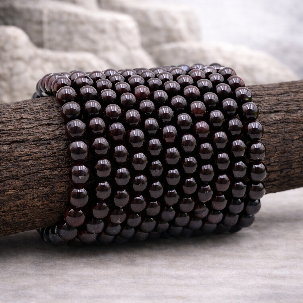 Bracelet perle en Grenat rouge, qualité A, pierre de la force et de la passion.