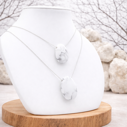 Pendentif pierre percée en Howlite blanche, qualité AB, pierre de calme et de sagesse.
