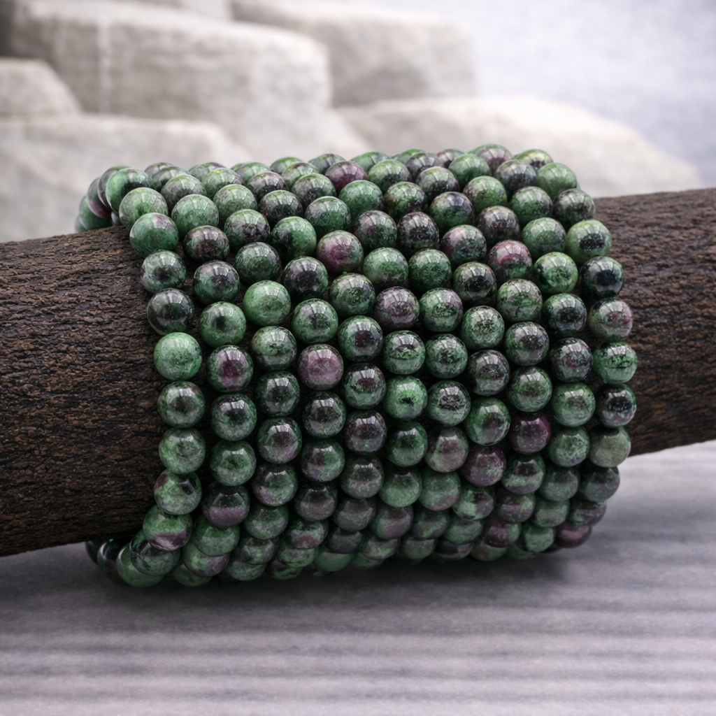 Bracelet perle en Rubis Zoïsite, qualité AA, pierre de vitalité et d'harmonie du cœur.